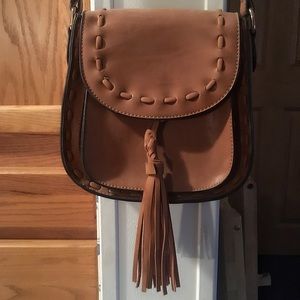 Bass crossbody